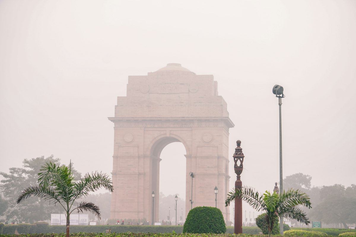 Delhi Smog Season Hair Care: Protecting Your Hair and Scalp This Winter