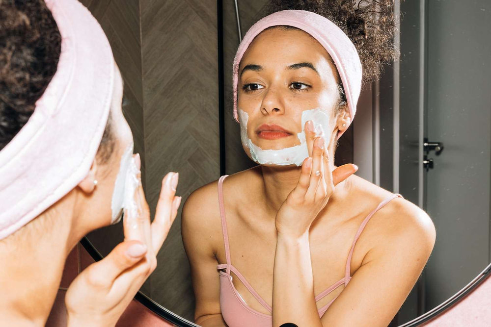 When to Apply BHA in Your Skincare Routine: A Comprehensive Guide