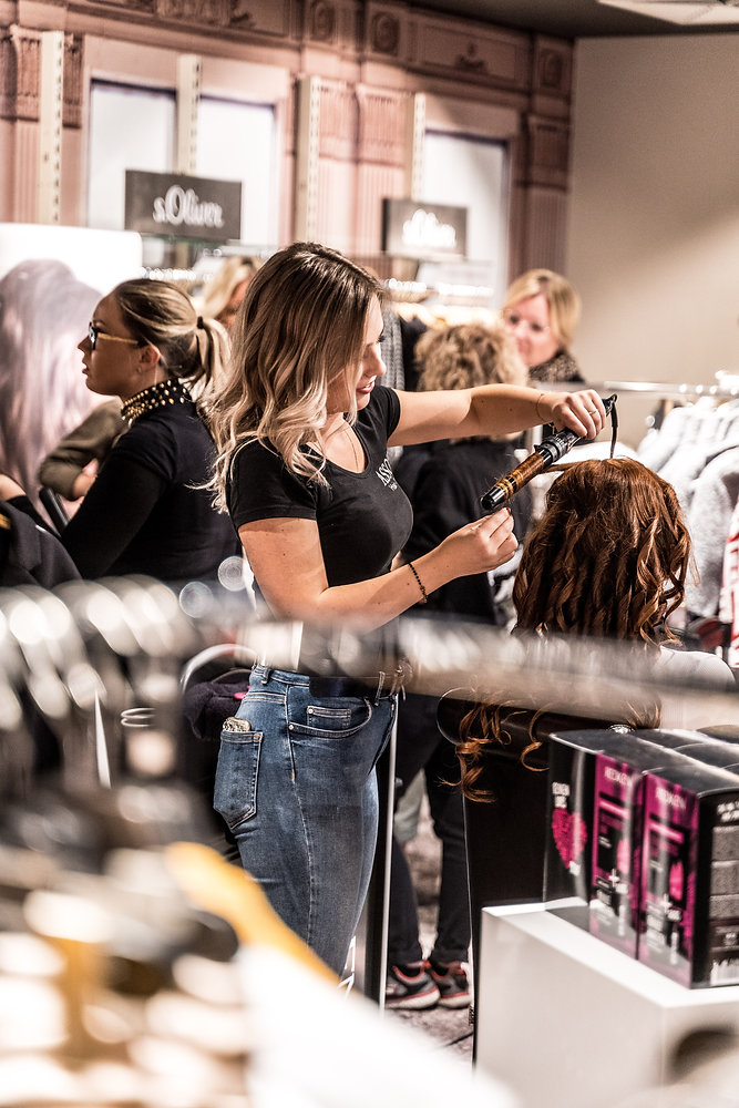 Elevate Your Glamour: Unmissable Salon Experiences to Try in 2024